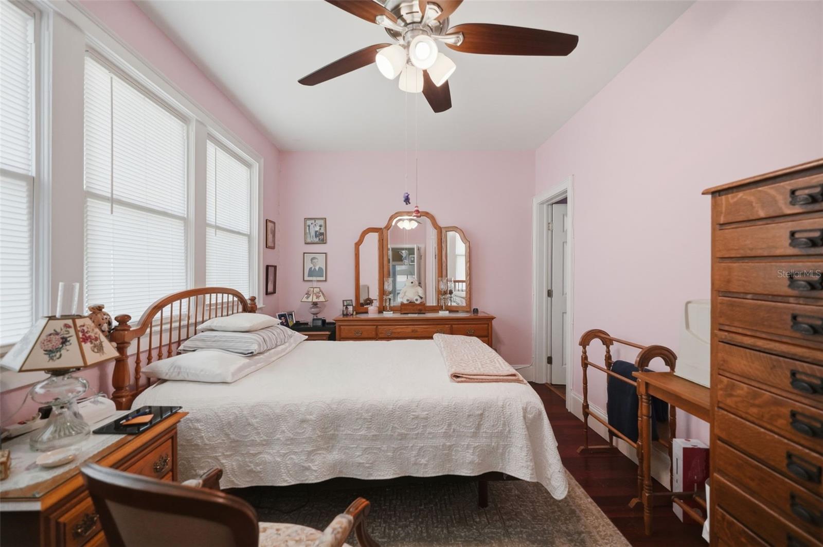 65 Olive St Property Photo 10