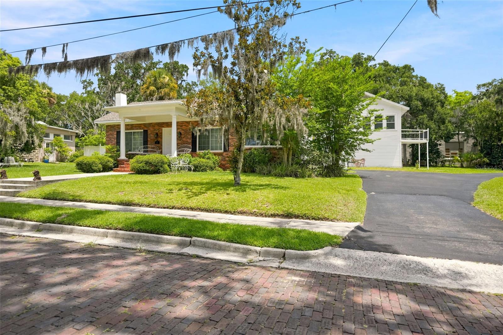 65 Olive St Property Photo 16