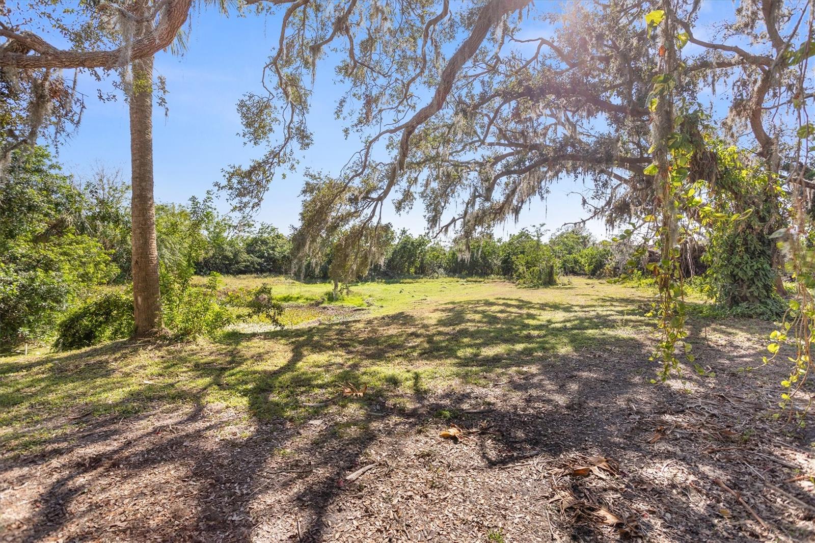 8725 Erie Ln Property Photo 4