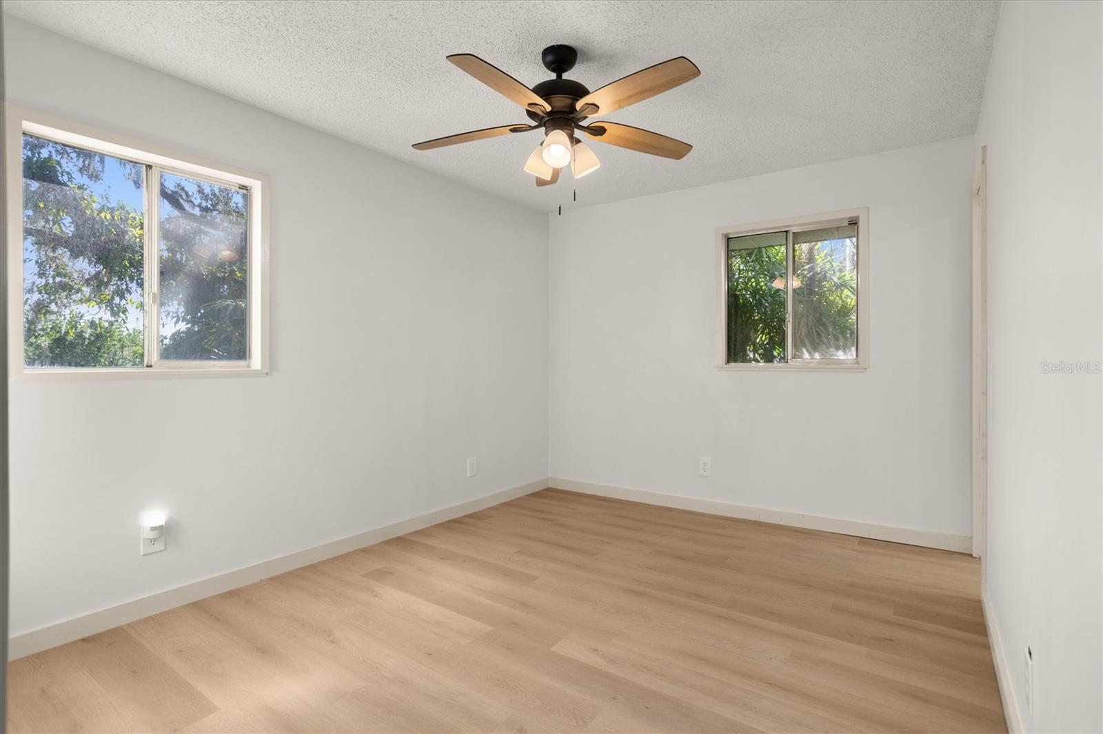 8725 Erie Ln Property Photo 31