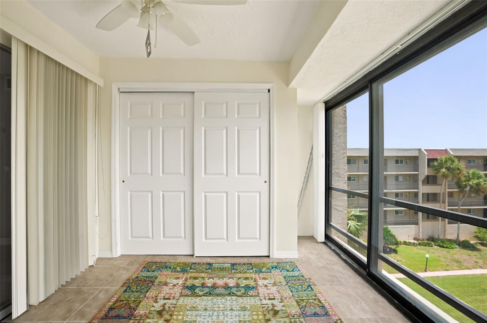 90 S Highland Ave #1414 Property Photo 29