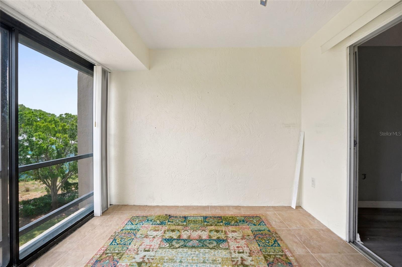 90 S Highland Ave #1414 Property Photo 30