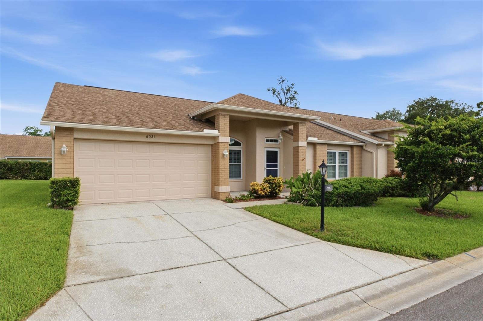 6525 Pine Walk Dr Property Photo 1