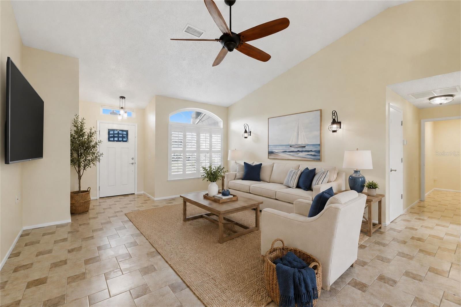 6525 Pine Walk Dr Property Photo 5