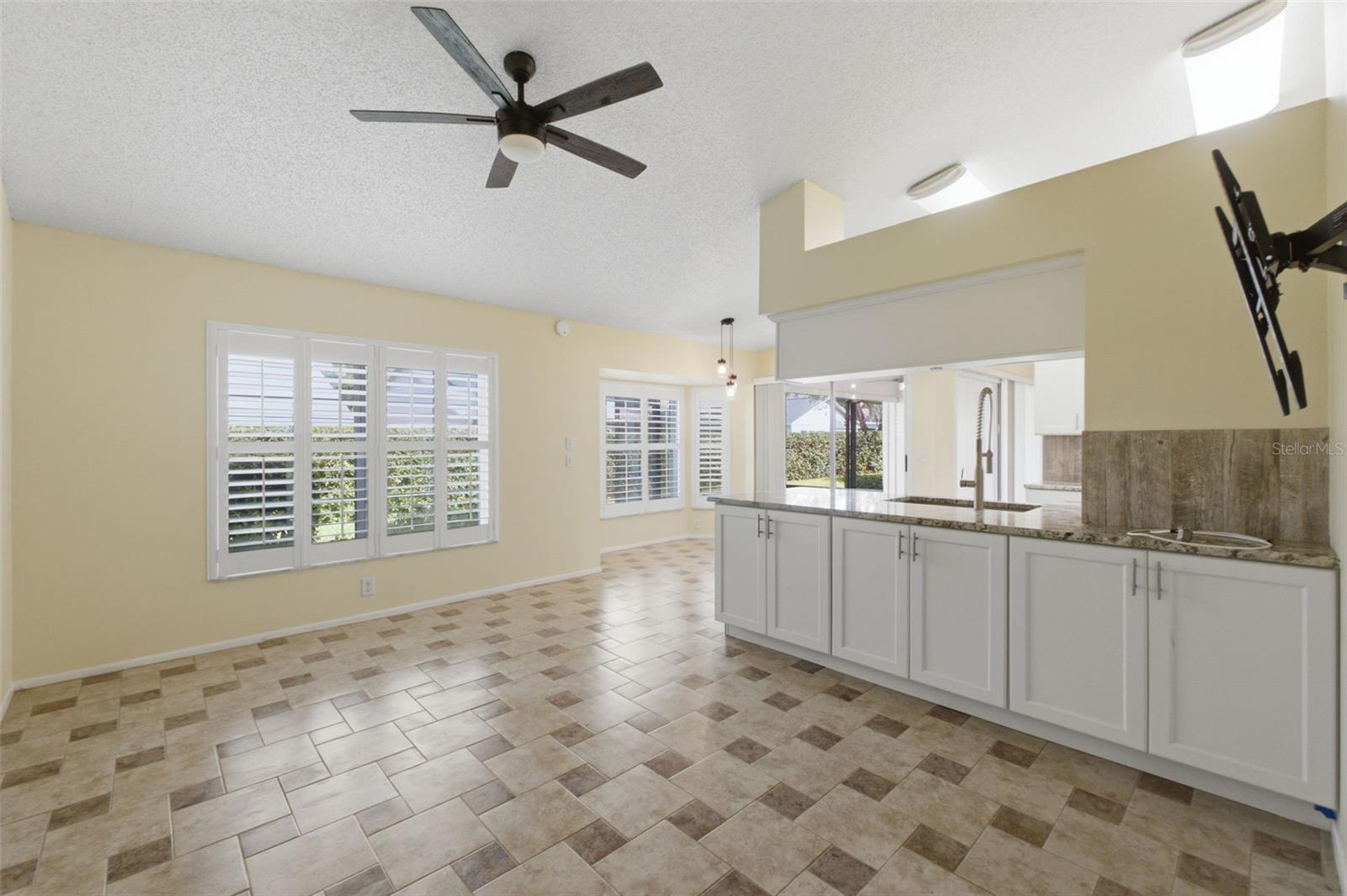 6525 Pine Walk Dr Property Photo 12