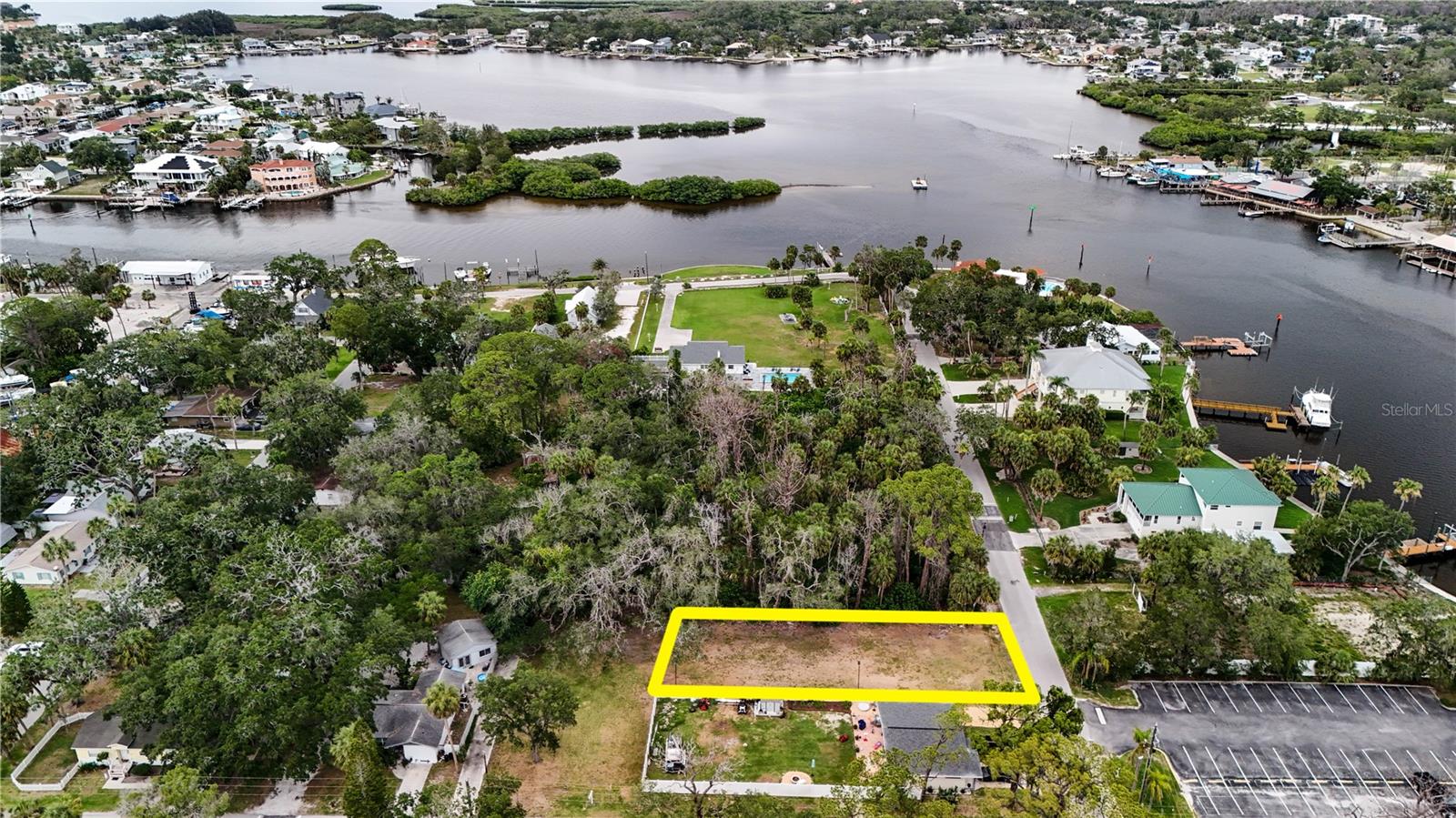 7751 Pier Rd Property Photo 6