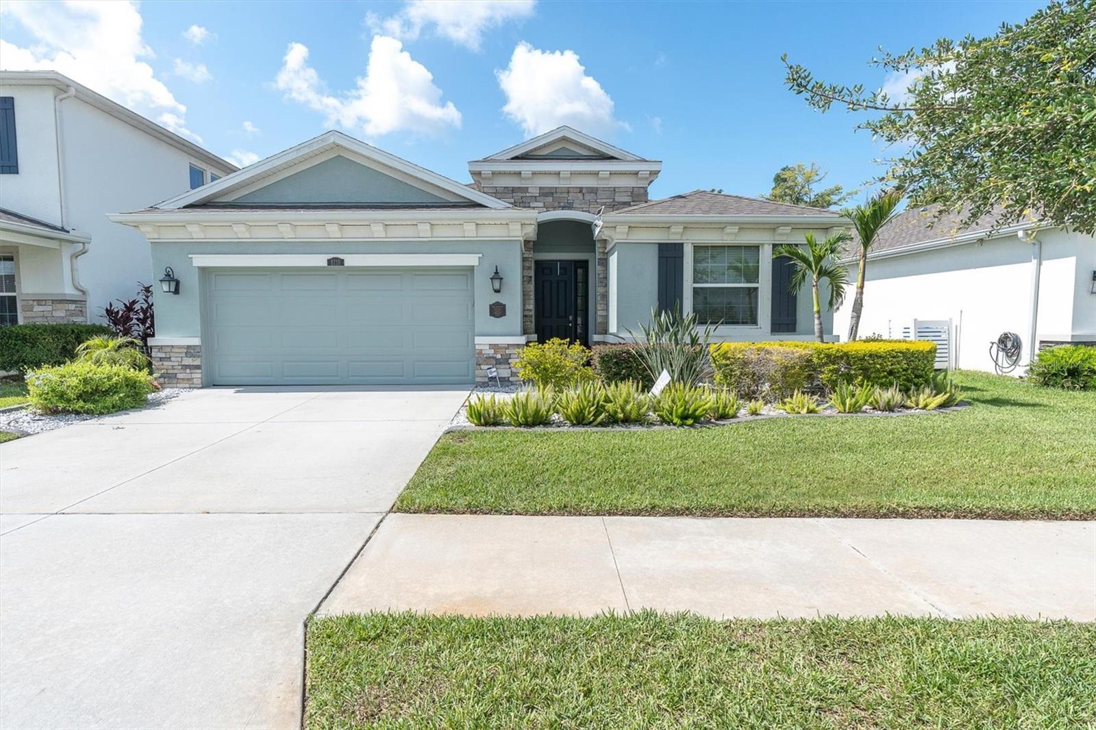 8110 Praise Dr Property Photo 1