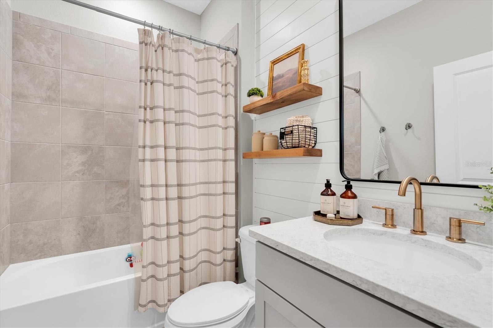 8110 Praise Dr Property Photo 7