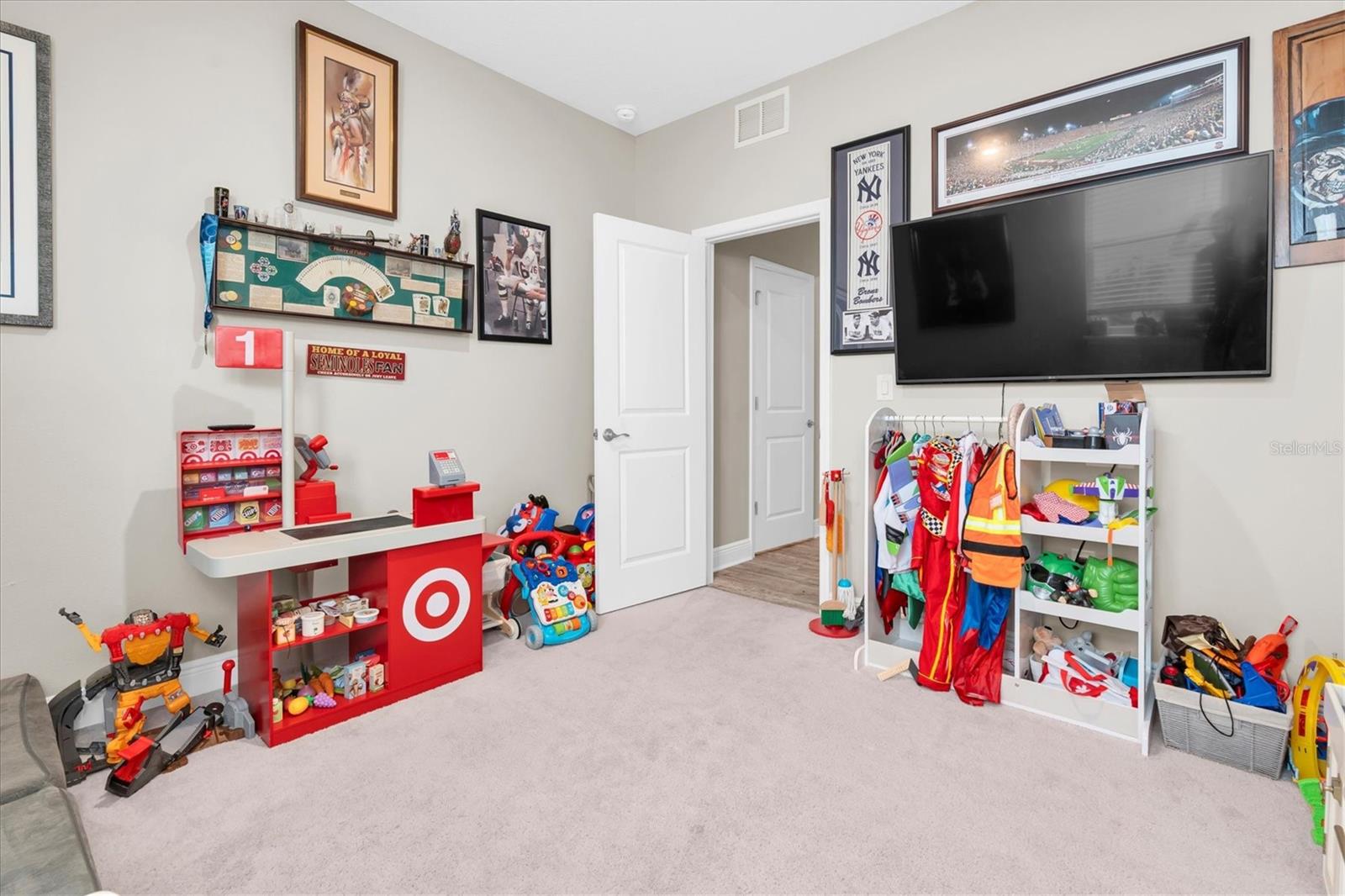 8110 Praise Dr Property Photo 11