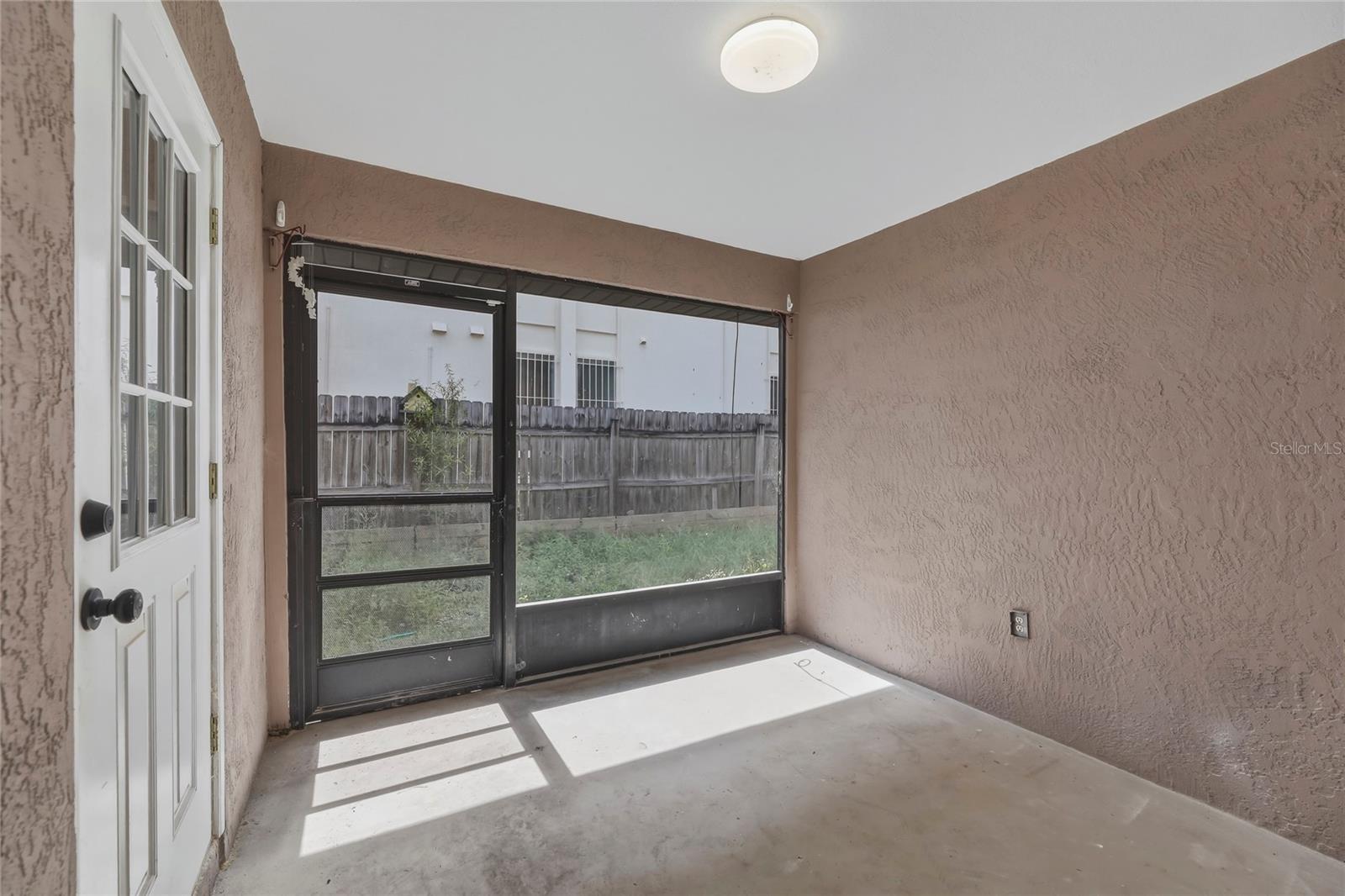 1203 Shady Pines Ln Property Photo 13