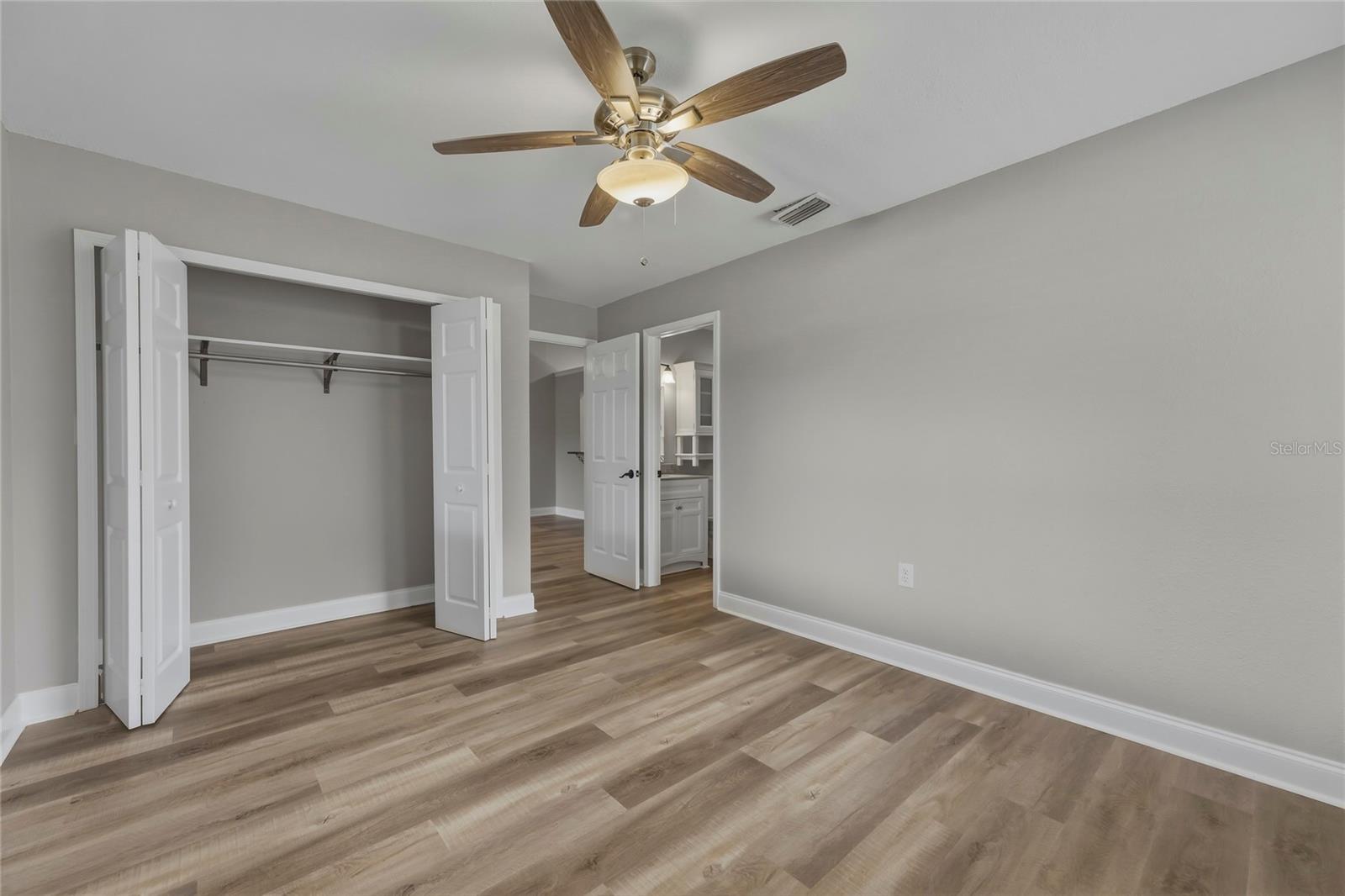 1203 Shady Pines Ln Property Photo 15