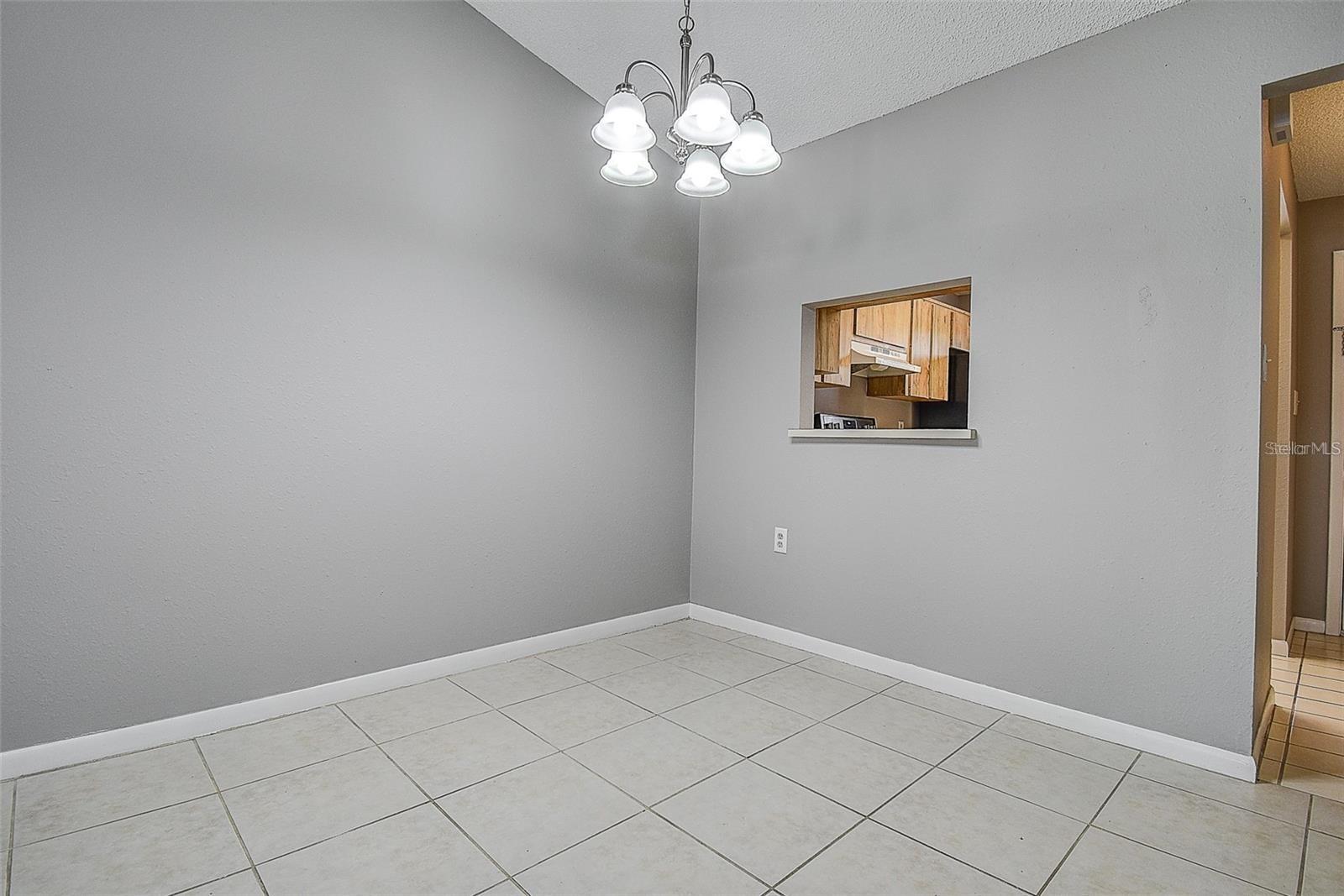 4752 Sunny Loop Property Photo 11
