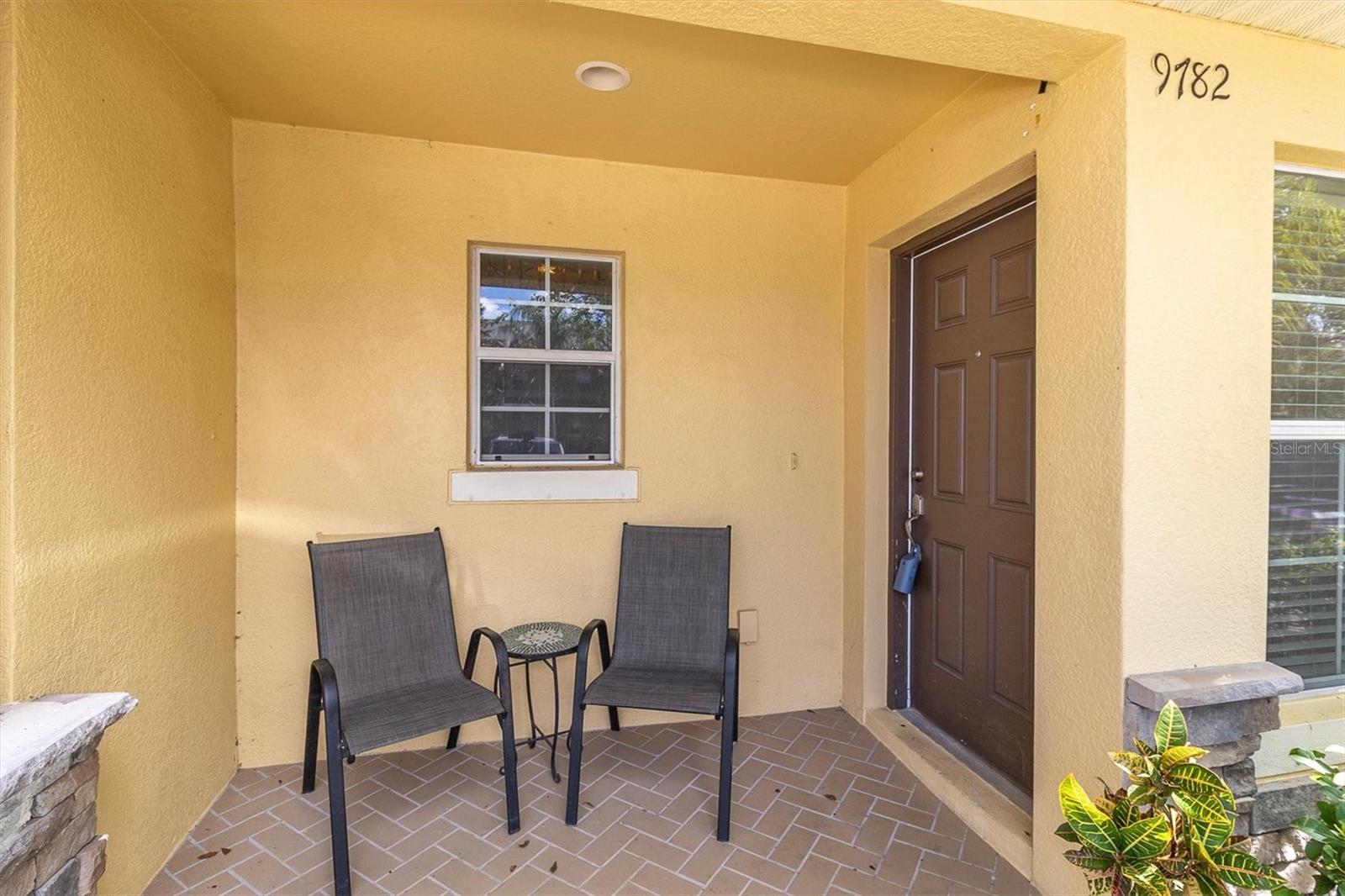 9782 Trumpet Vine Loop Property Photo 3