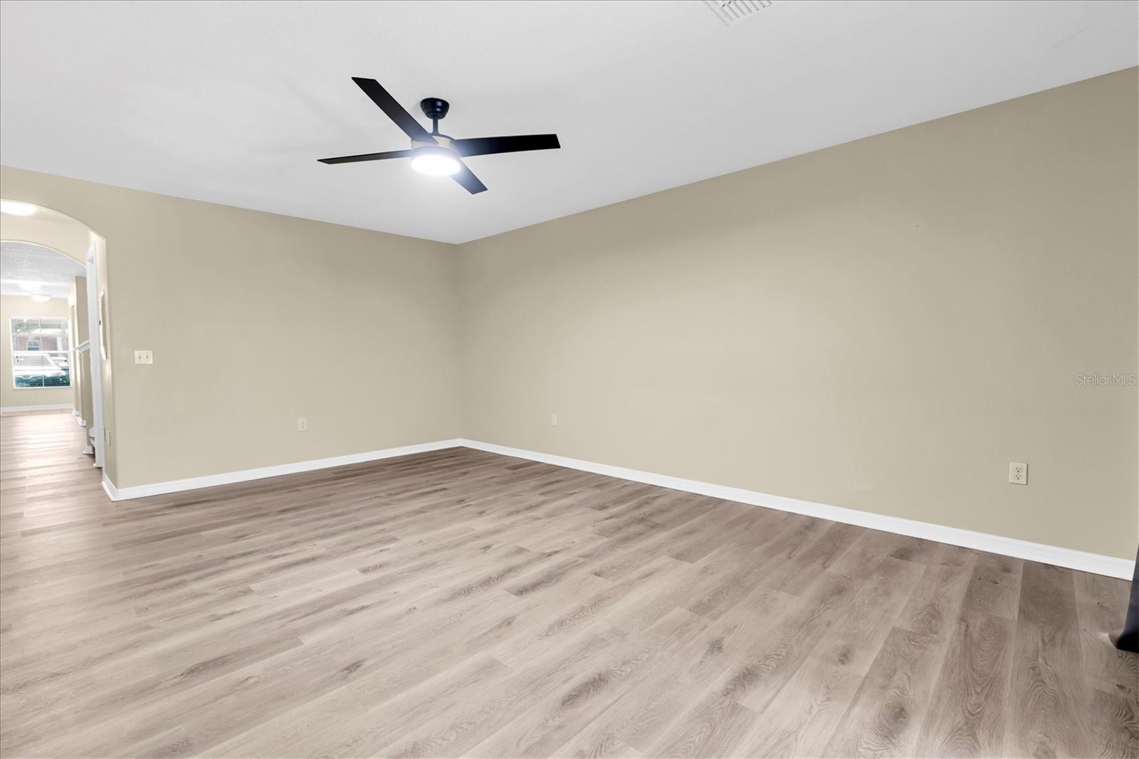 9782 Trumpet Vine Loop Property Photo 13
