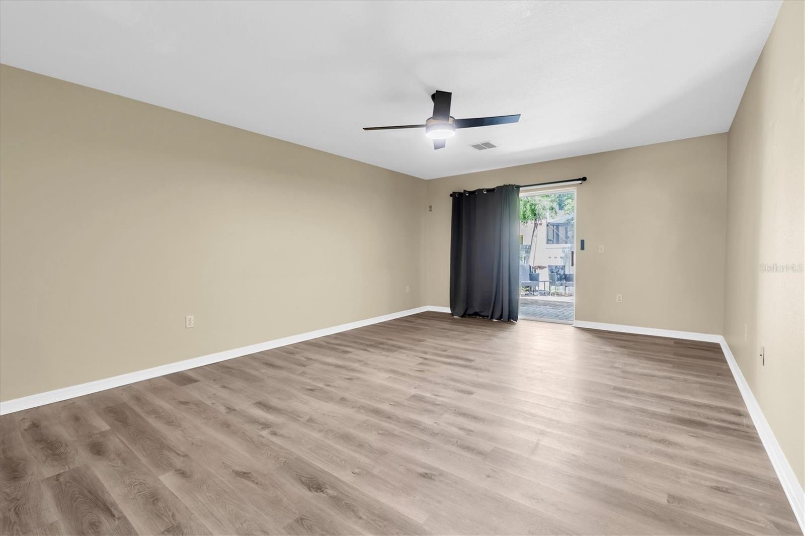 9782 Trumpet Vine Loop Property Photo 16
