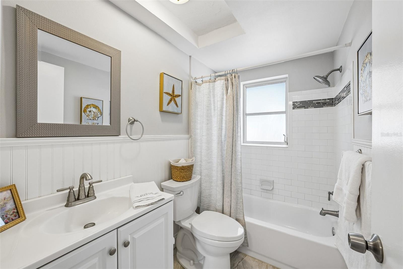 7215 Mayfield Dr Property Photo 8