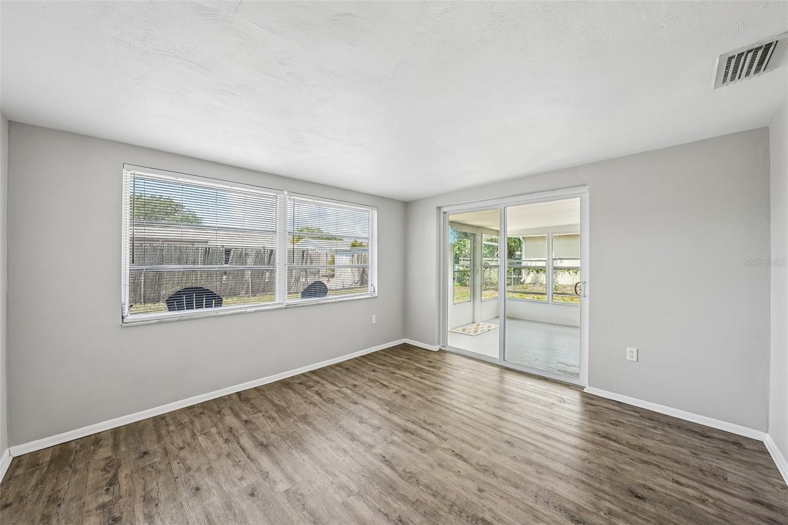 7215 Mayfield Dr Property Photo 18