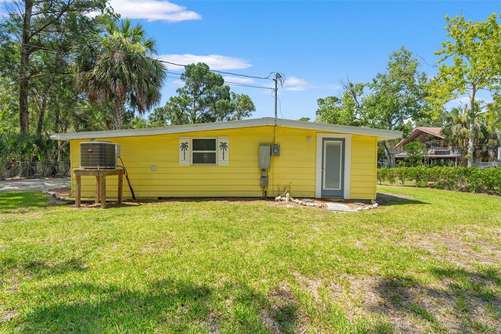 6053 Palm Creek Dr Property Photo 30
