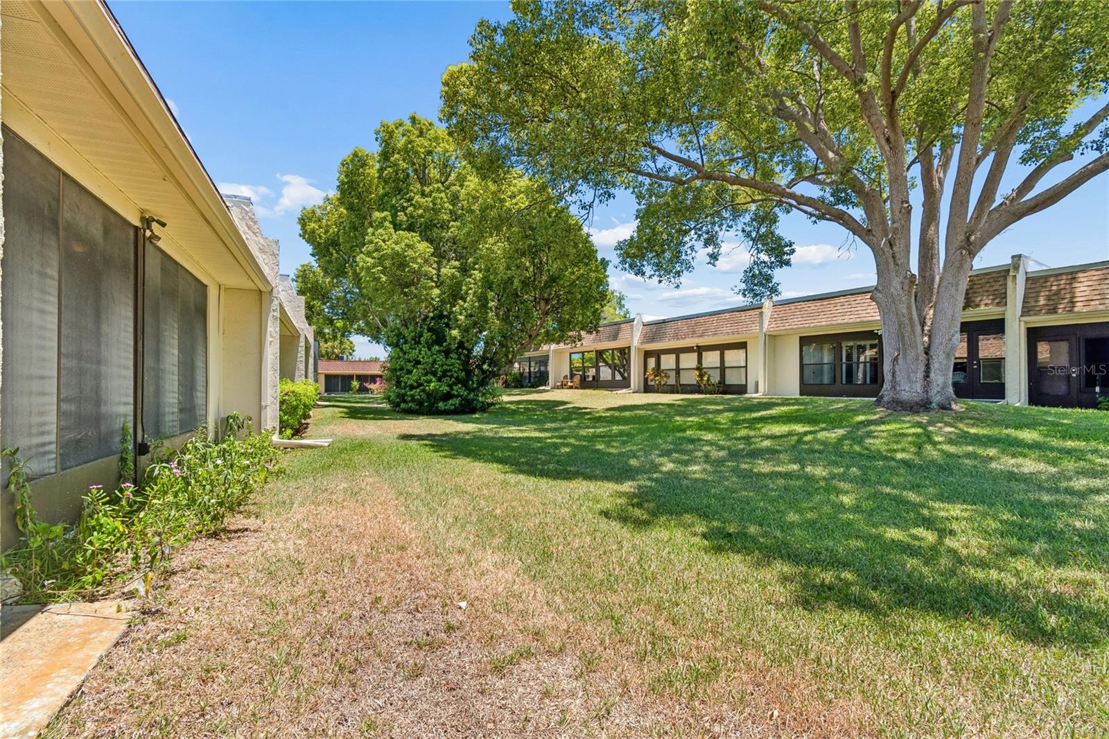 11340 Carriage Hill Dr #4 Property Photo 21