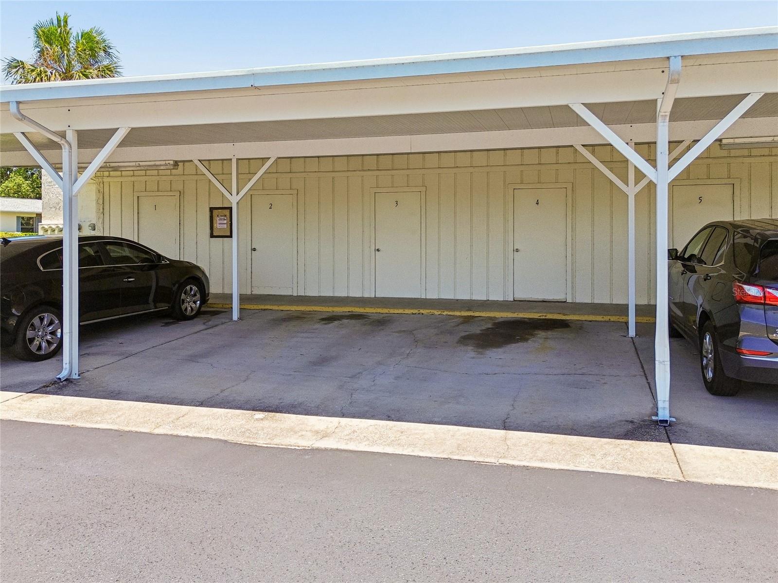 11340 Carriage Hill Dr #4 Property Photo 22