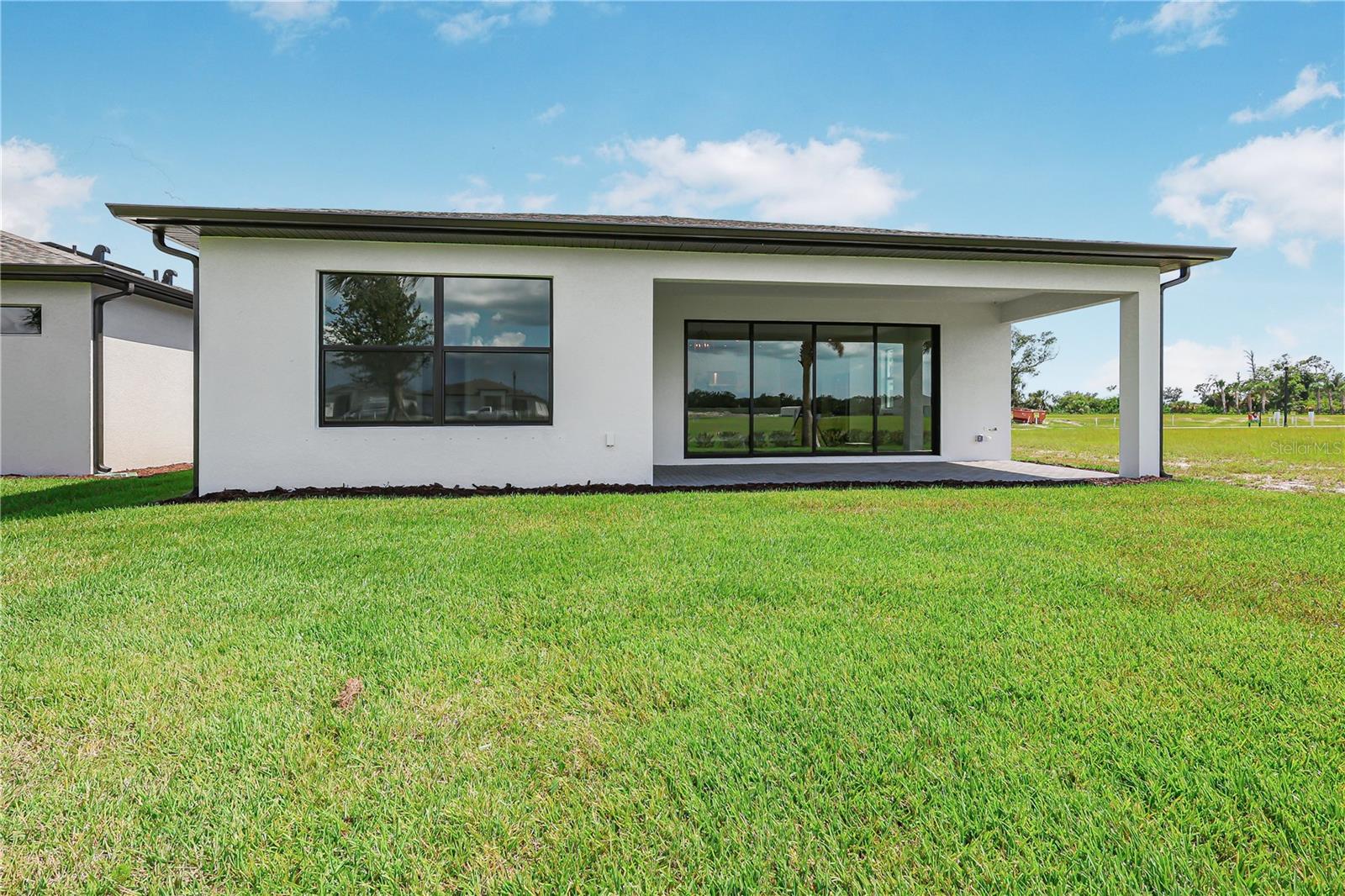 14366 Hammock Oak St Property Photo 47