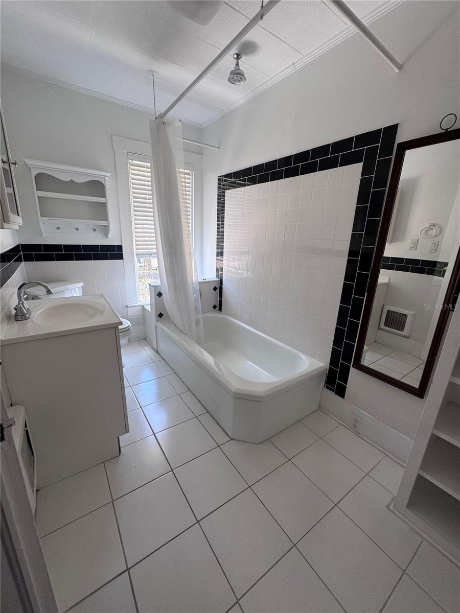 12 West Orange Property Photo 10