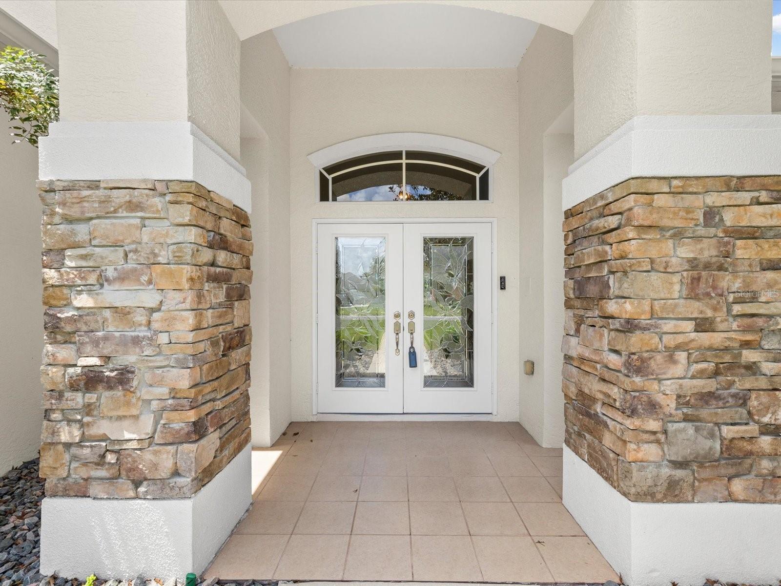 4054 Indian River St Property Photo 4