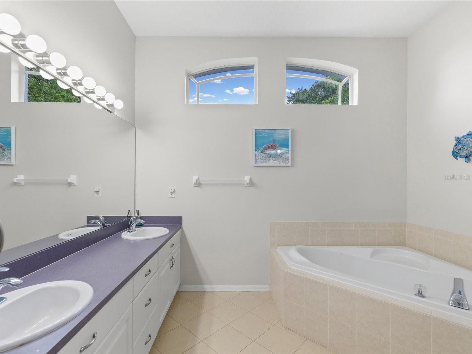 4054 Indian River St Property Photo 25