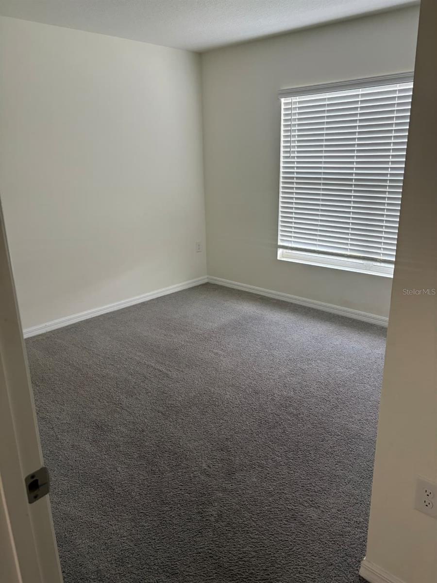 W7887017 Property Photo 10