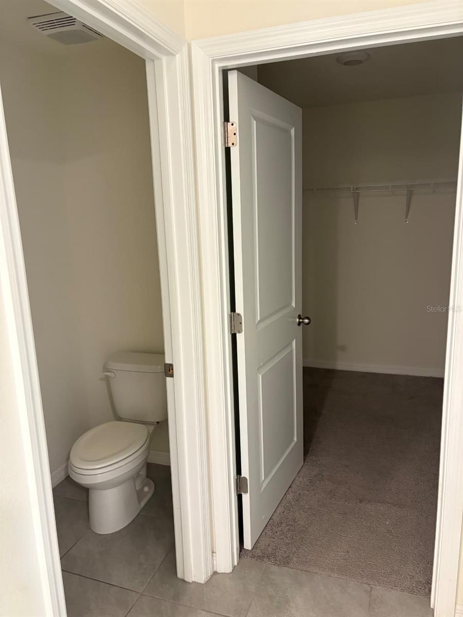 W7887017 Property Photo 17