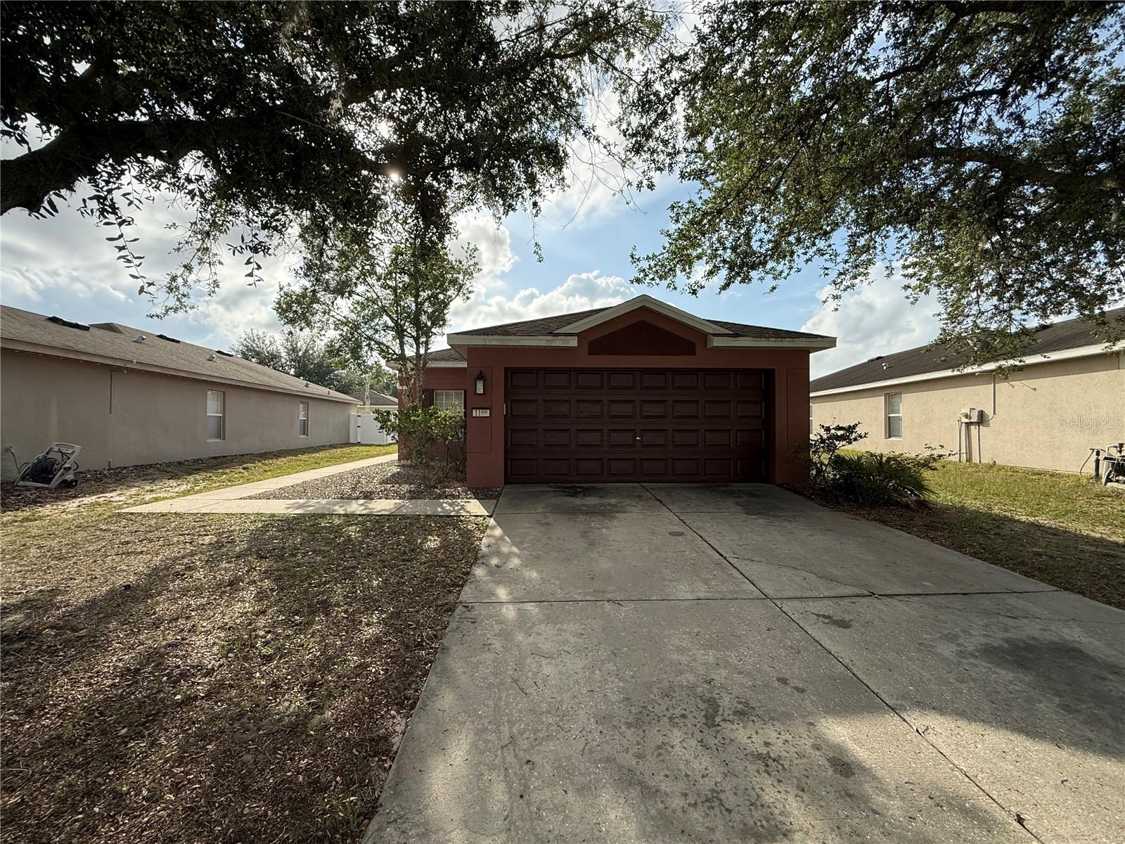 1188 Three Leaf Ln Property Photo 4