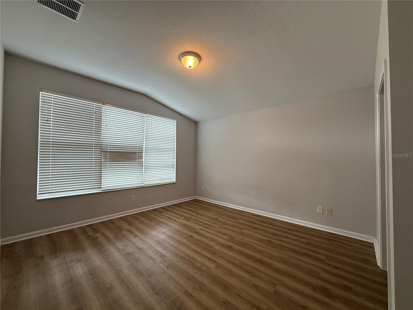 1188 Three Leaf Ln Property Photo 10