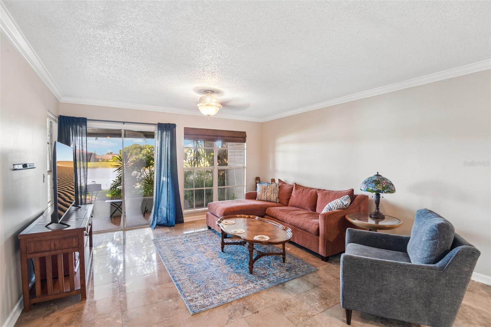 6910 Lake Place Ct Property Photo 12