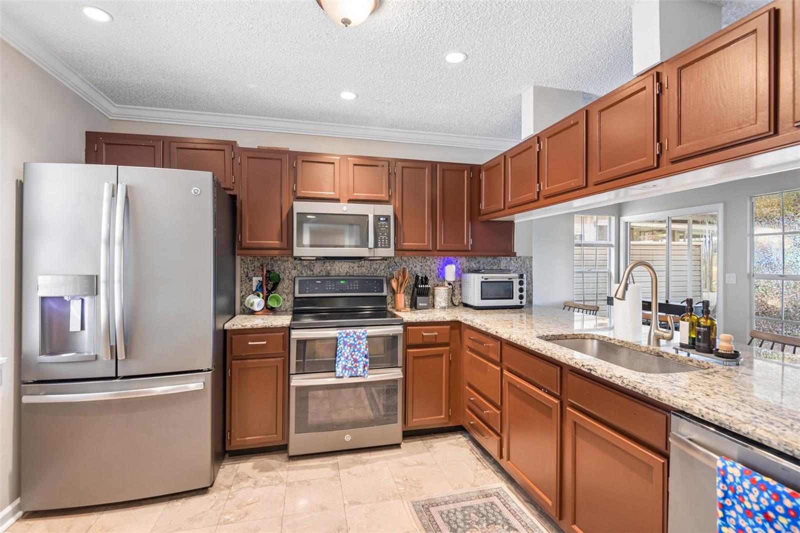 6910 Lake Place Ct Property Photo 16