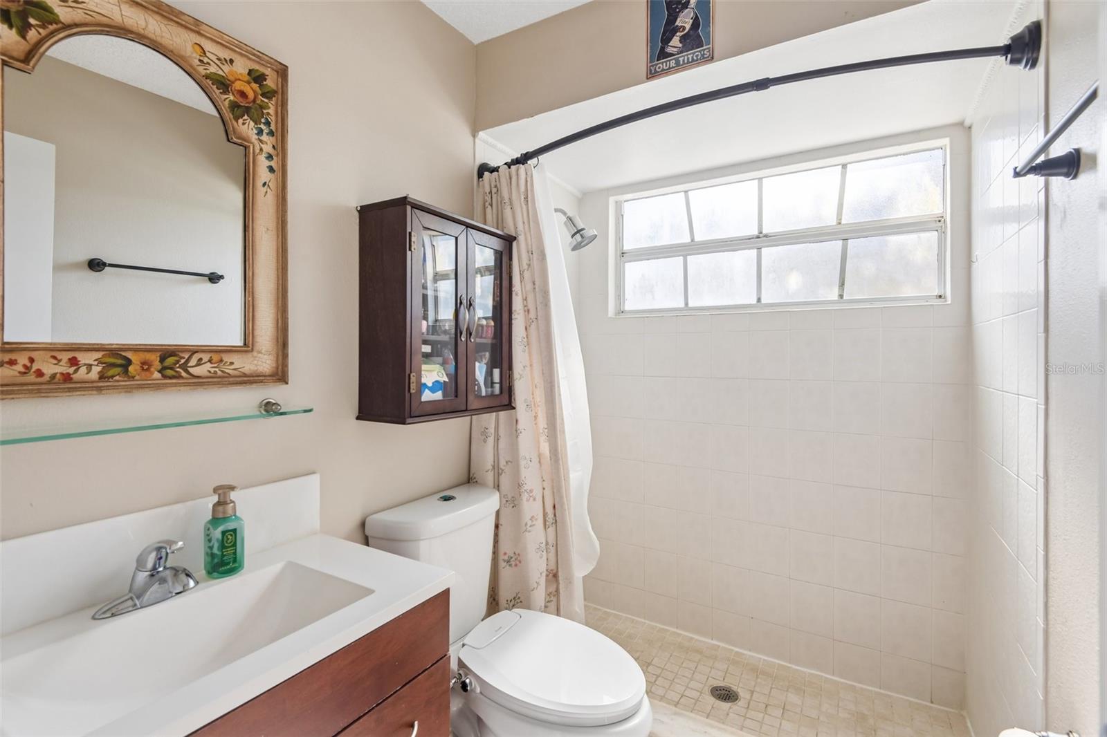 6910 Lake Place Ct Property Photo 20