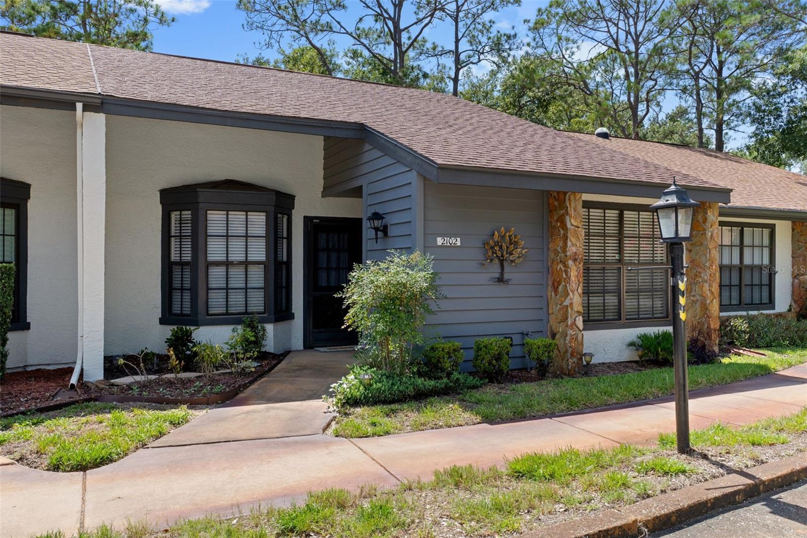 2102 Forester Way Property Photo 4