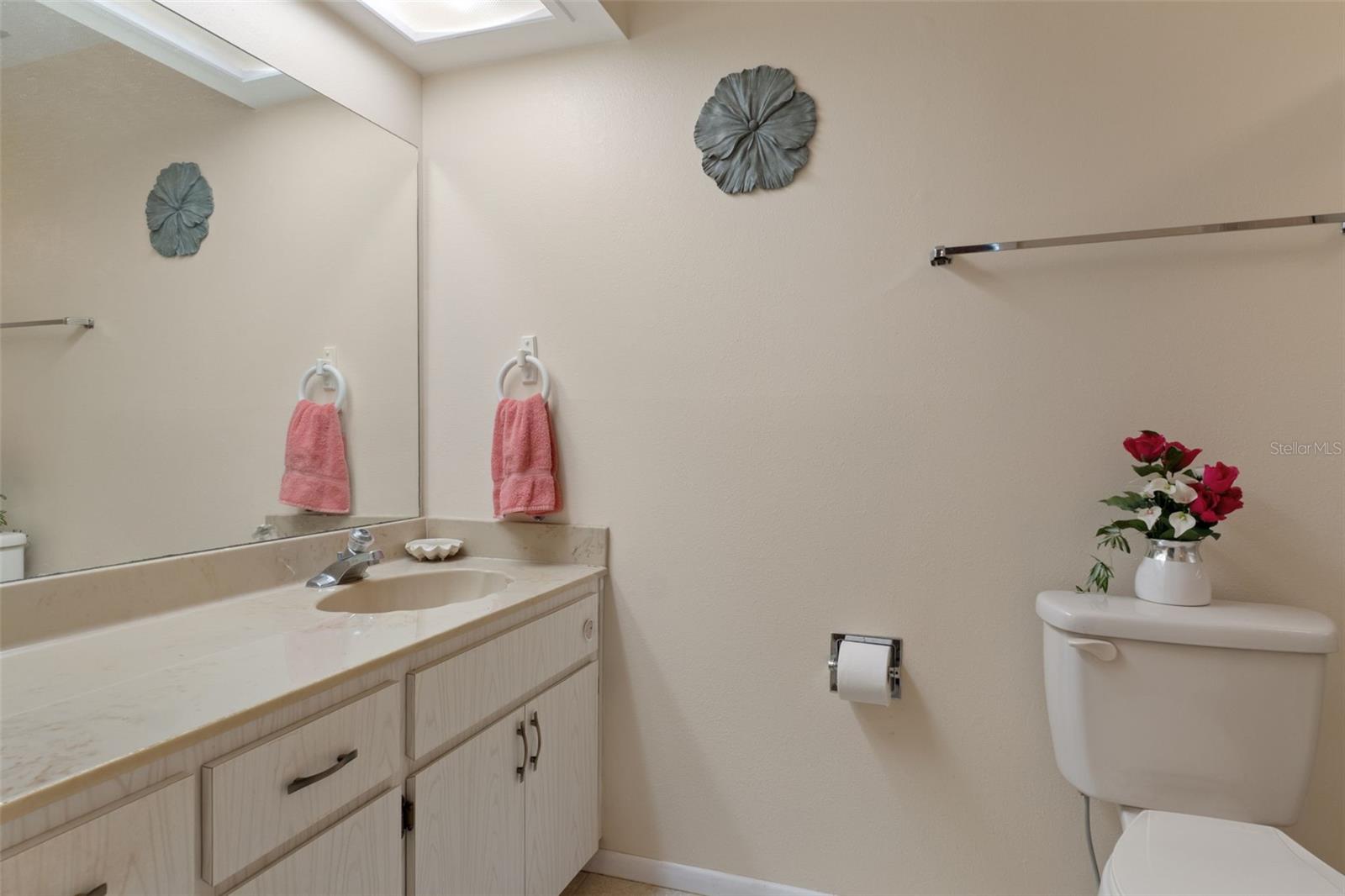 2102 Forester Way Property Photo 28