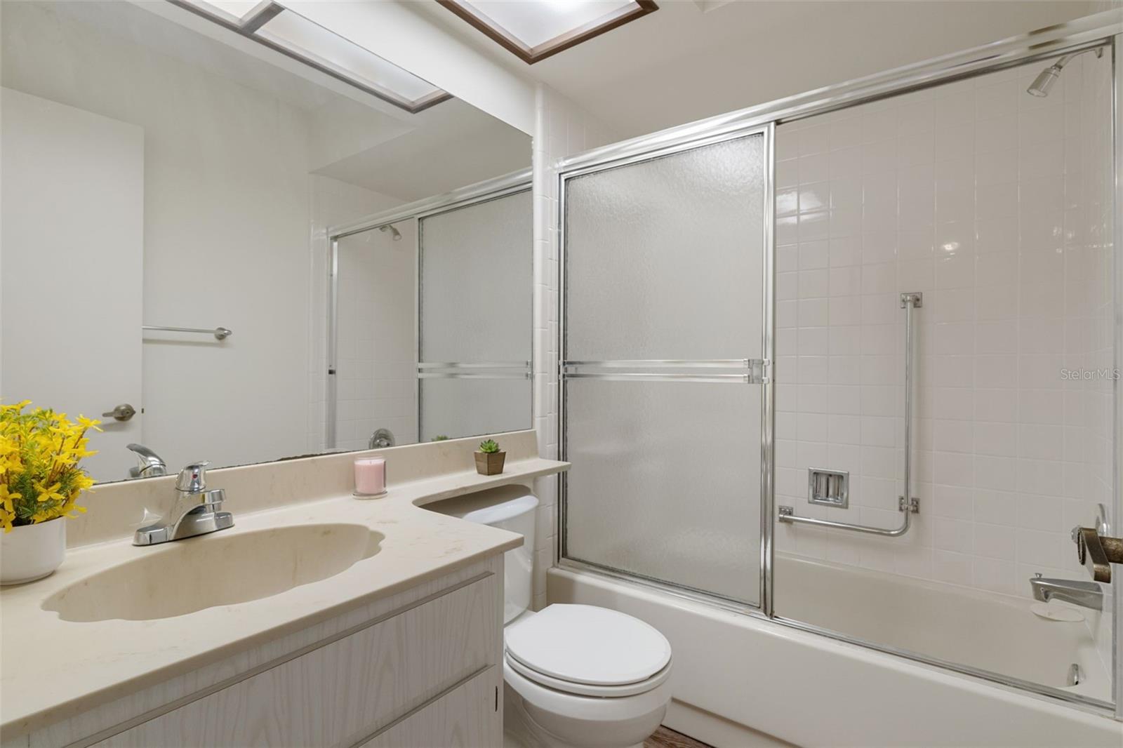 2102 Forester Way Property Photo 33