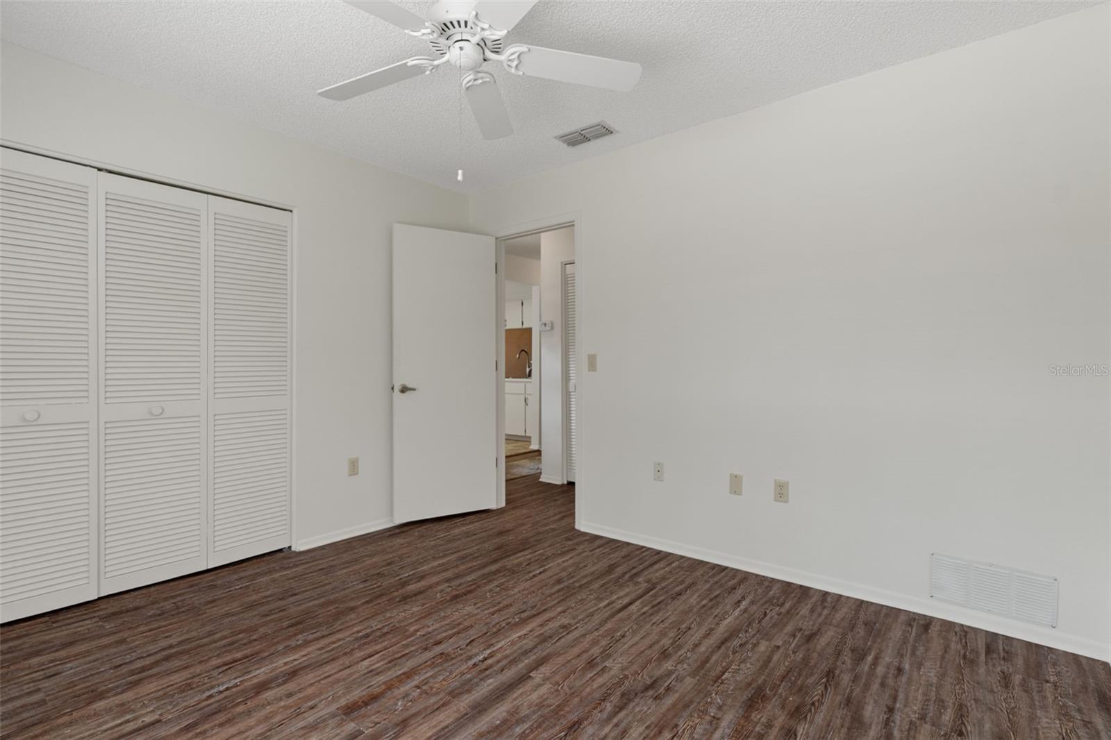 2102 Forester Way Property Photo 36