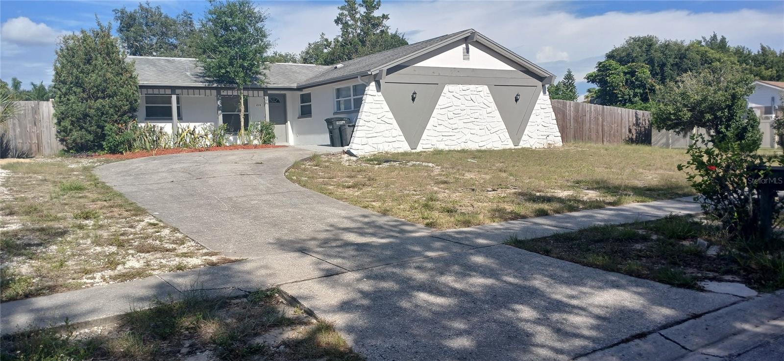 1019 Peninsula Rd Property Photo 1
