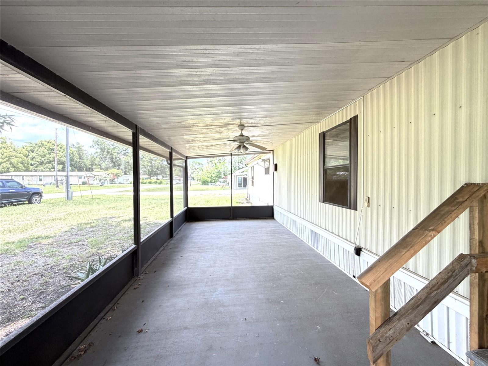 1355 N Reed Ter Property Photo 6