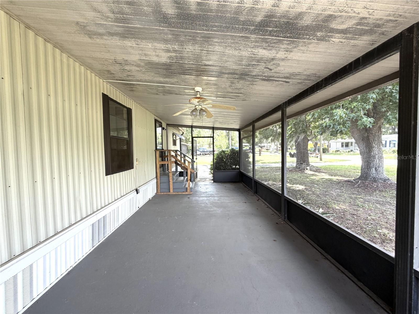 1355 N Reed Ter Property Photo 7