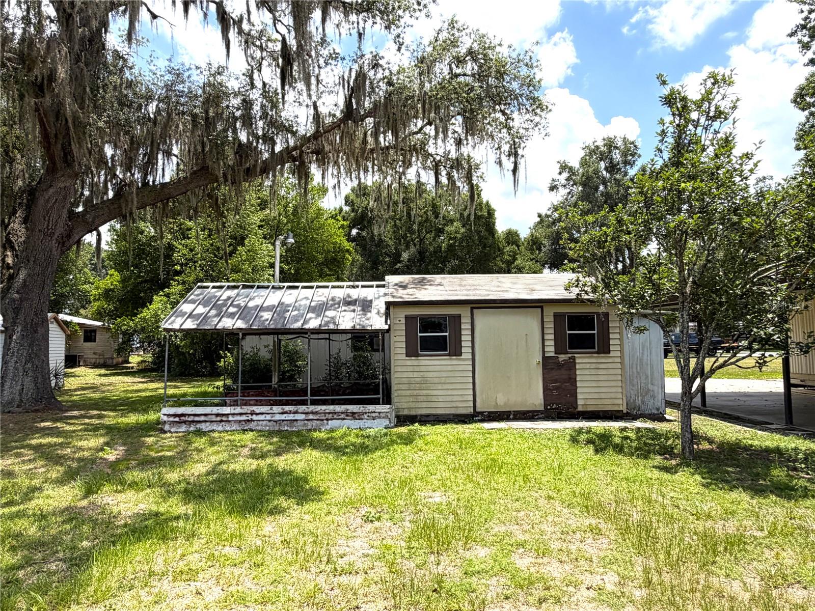 1355 N Reed Ter Property Photo 33