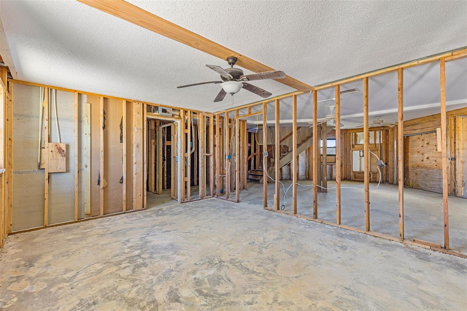 3016 Sunset Vista Dr Property Photo 19