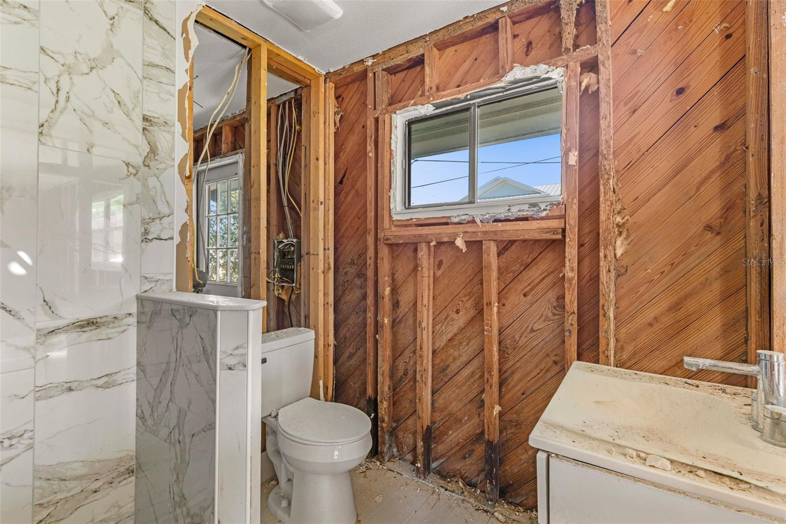 3016 Sunset Vista Dr Property Photo 31