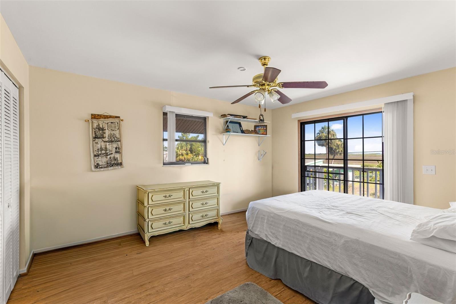 3016 Sunset Vista Dr Property Photo 42