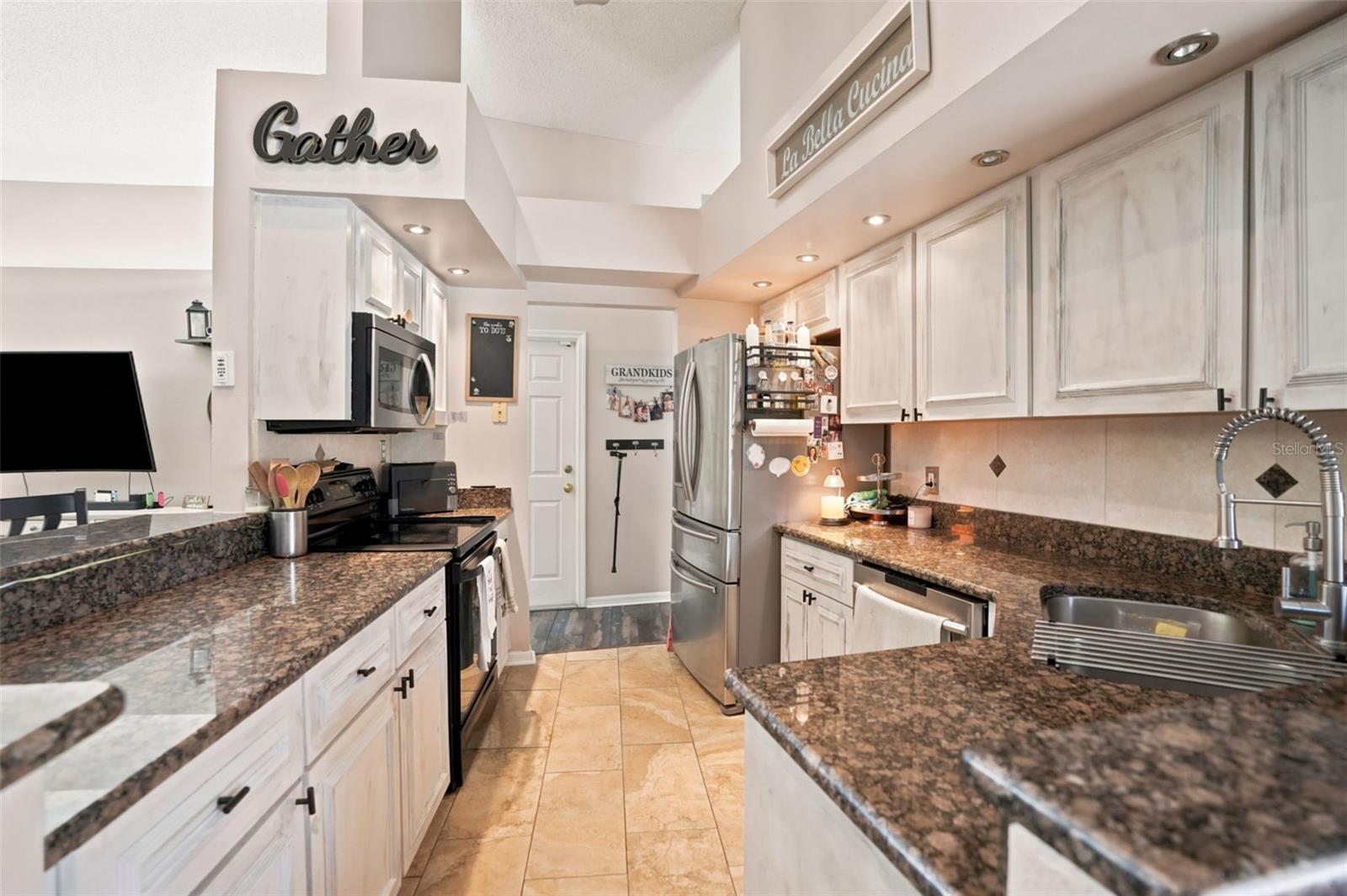 10296 Windsor Ct Property Photo 15