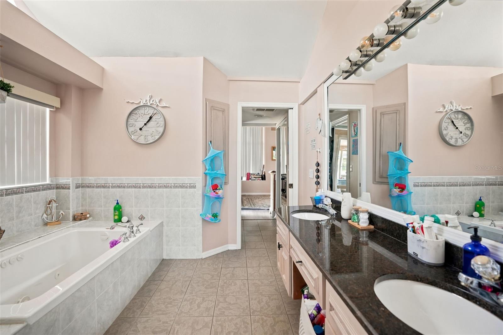10296 Windsor Ct Property Photo 36