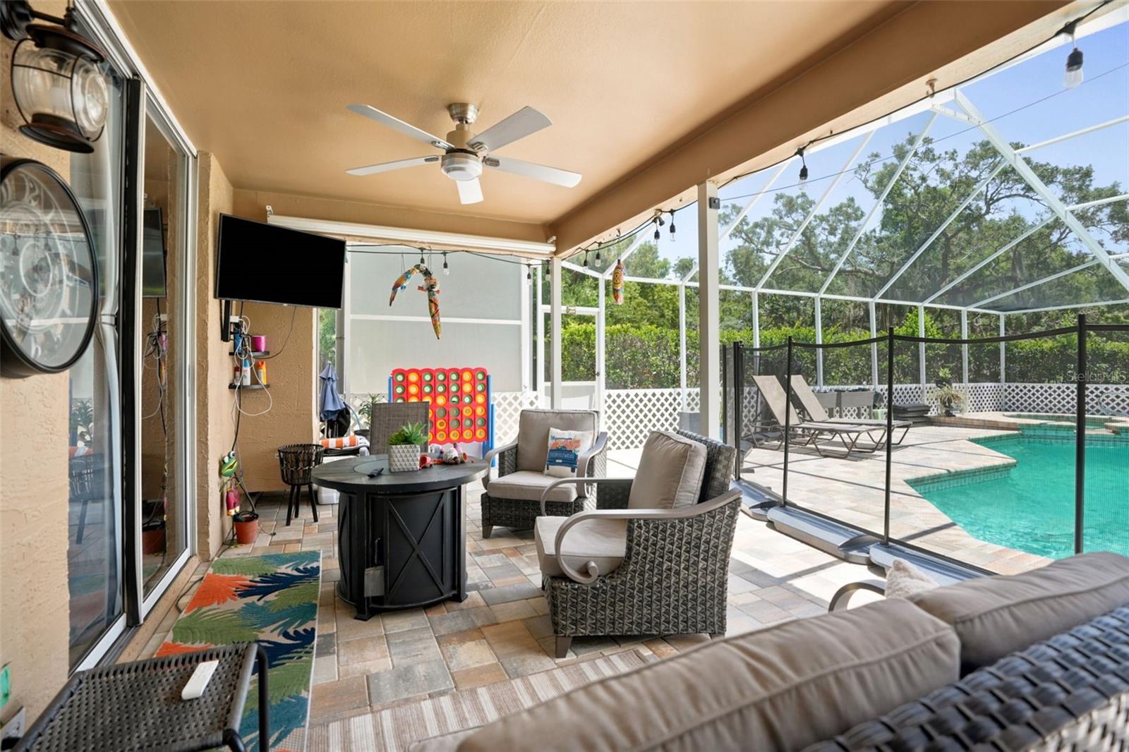 10296 Windsor Ct Property Photo 45