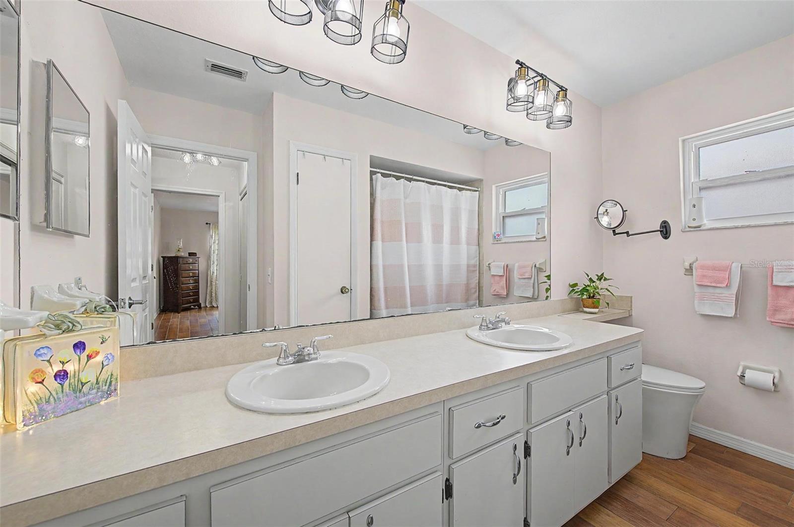 6325 Se Sarah Ln Property Photo 21
